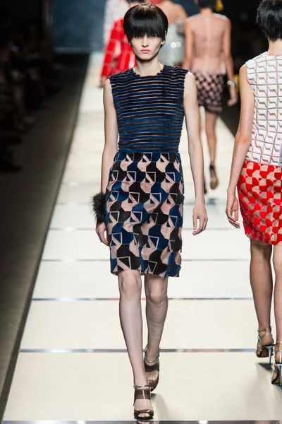 Look 46